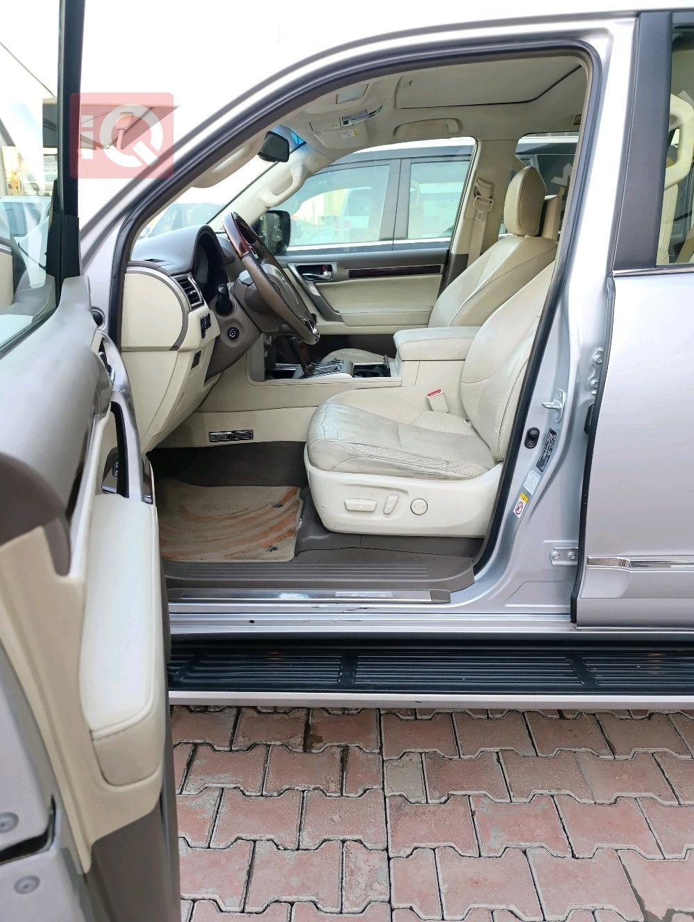 Lexus GX